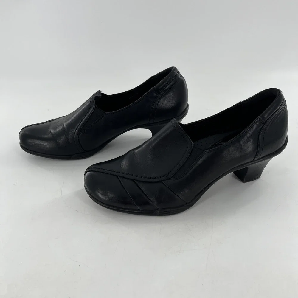 G H Bass & Co Leather Pump Low Chunky Heel Womens 9 M Black Kitten Ruched Tenley
